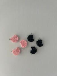 Biscotti A Ciondolo In Plastica Rigida | Meta Beauty